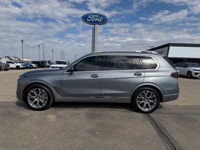 2025 BMW X7 xDrive40i