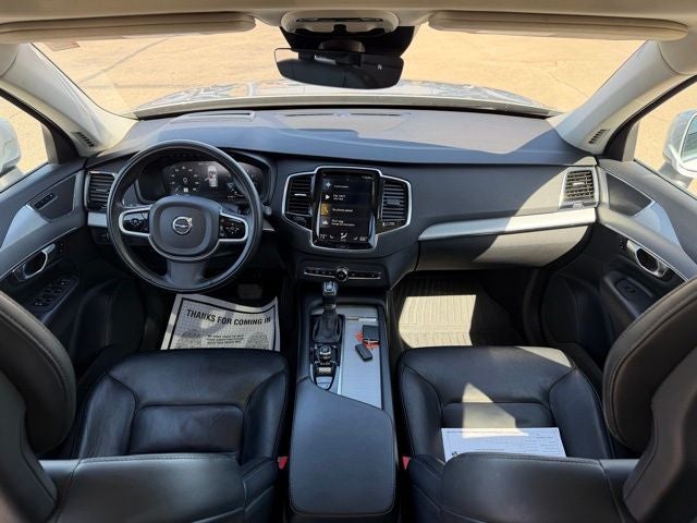 2021 Volvo XC90 T5 Momentum